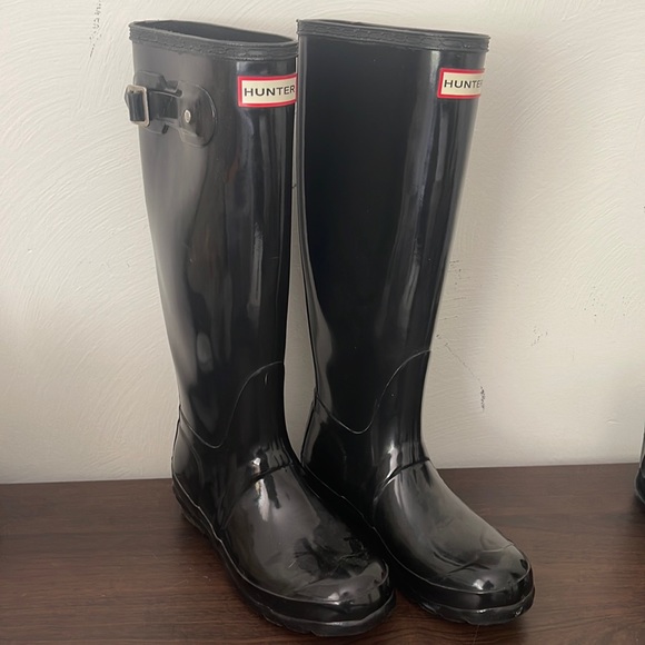 tall Hunter rain boots - Picture 1 of 2